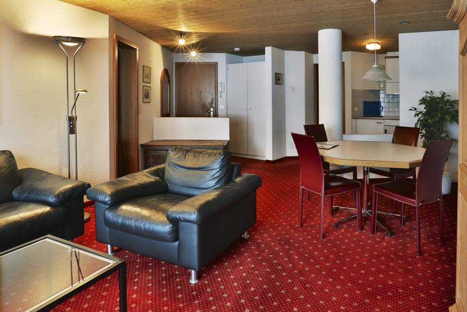 B002: living-room