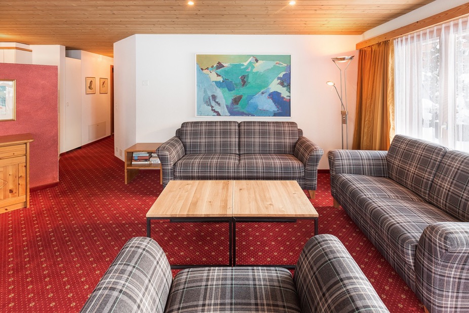 C013: living-room